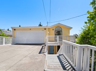 6525 Buena Ventura Ave, Oakland, CA 94605