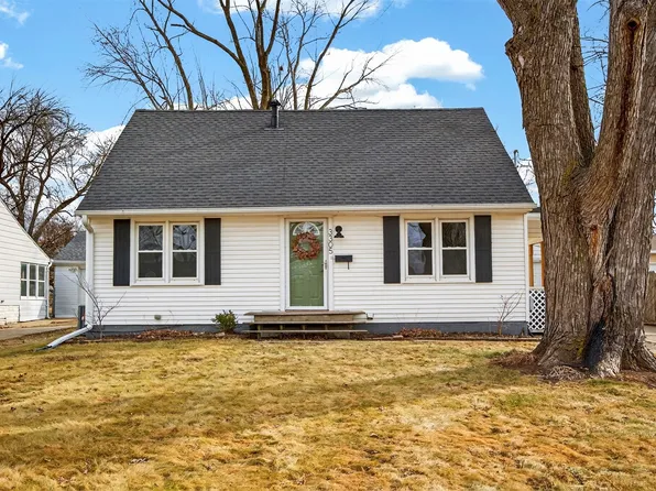 3305 54th St, Des Moines, IA 50310