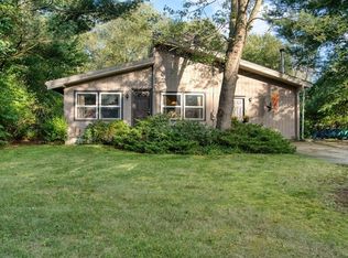286 Blackstone St, Blackstone, MA 01504