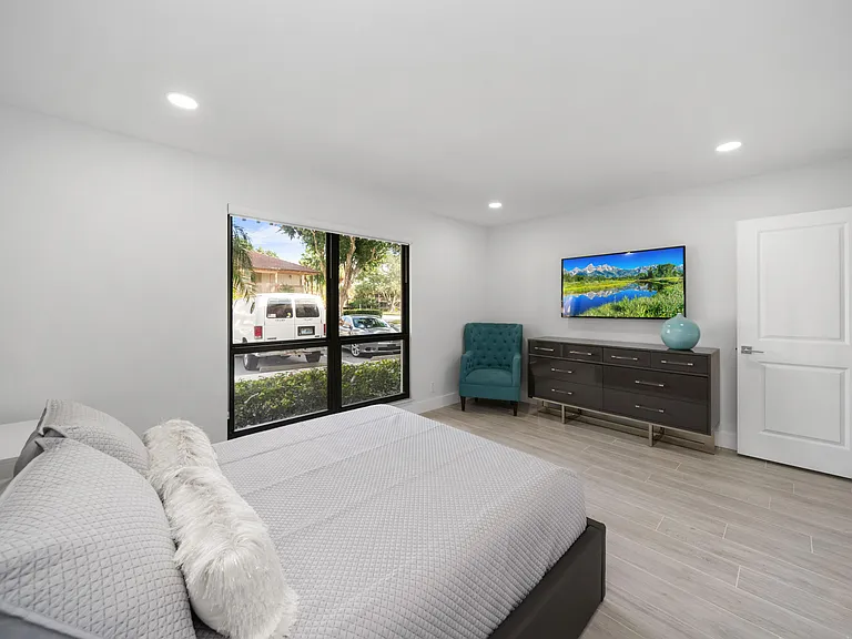 505 Brackenwood Pl — Photo 15