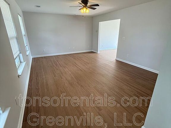 3rd image of 151 Bellweather Dr