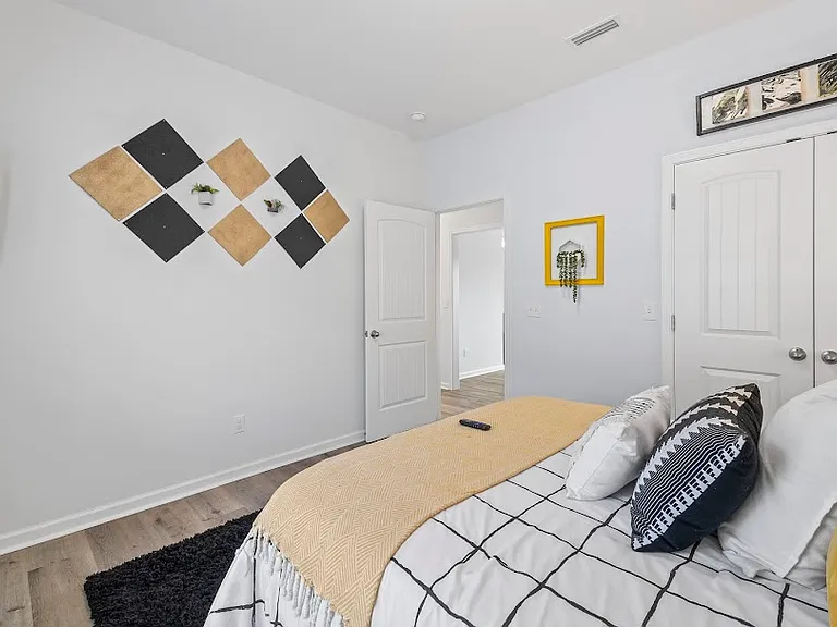 131 Heyward Dr — Photo 12