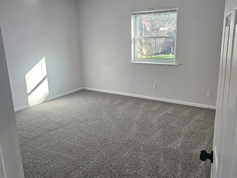 721 Fair Meadows Dr — Photo 17