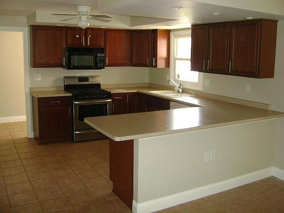 3rd image of 1114 Louise Dr