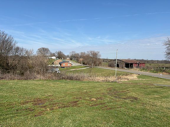 3rd image of 5105 Georgetown Rd