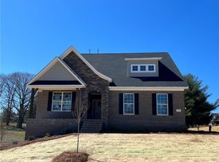 8117 Back 9 Dr #70, Stokesdale, NC 27357