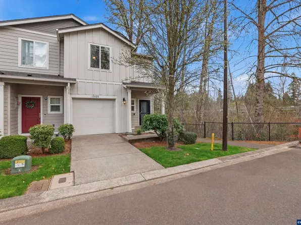 17226 SW 119th Pl, King City, OR 97224