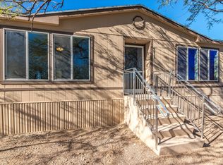 9811 N El Uno Minor, Tucson, AZ 85743