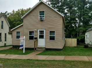 1126 Crosby St NW, Grand Rapids, MI 49504