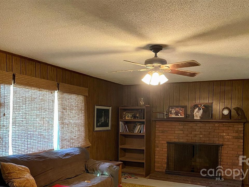 2nd image of 826 Union New Hope Rd