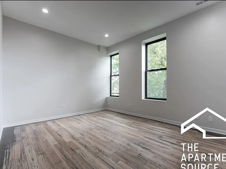 2703 W Thomas St #3 — Photo 10