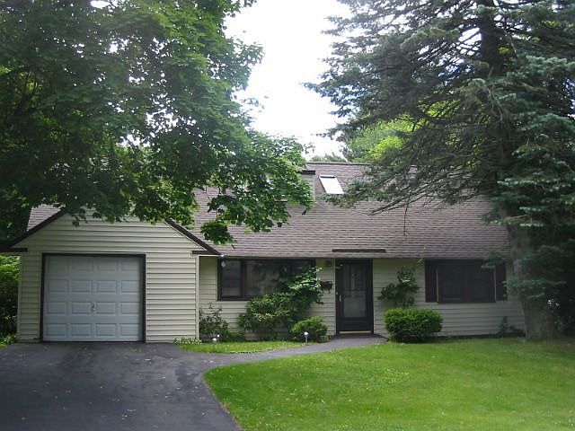 10 Dorwood Drive