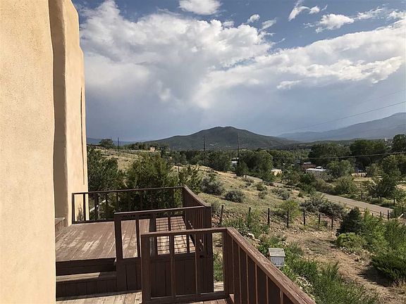 2nd image of 20 W Camino Abajo De La Loma