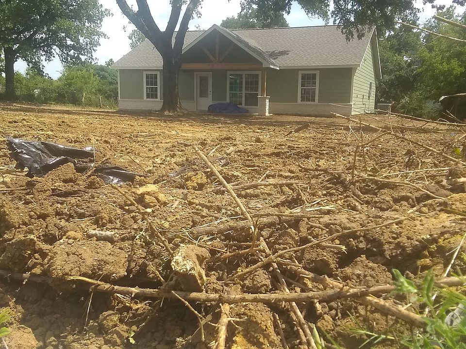 2nd image of 4900 Sunshine Dr