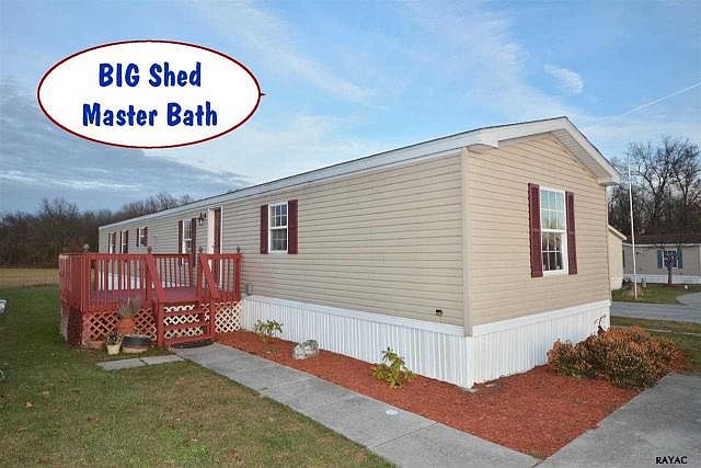 1st image of 68 Hampshire Dr
