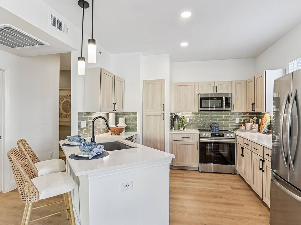 Astoria Kitchen Finishes