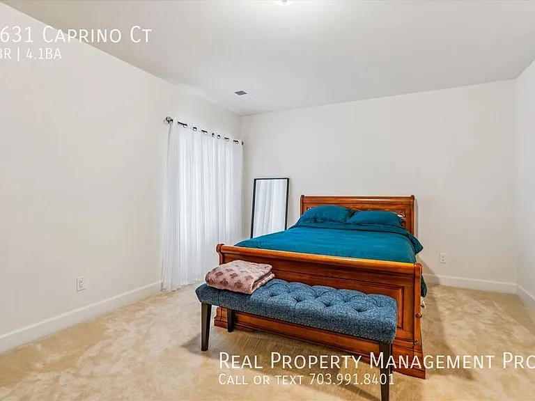 4631 Caprino Ct — Photo 39