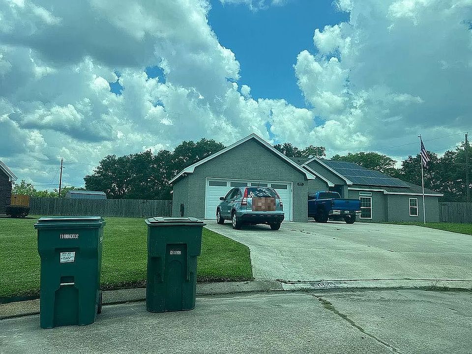 2nd image of 8060 Windhaven Dr