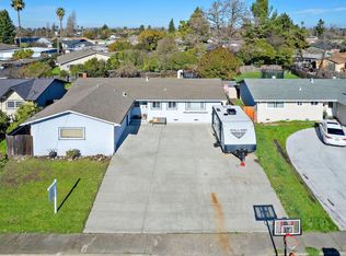 370 Burton Ave, Rohnert Park, CA 94928