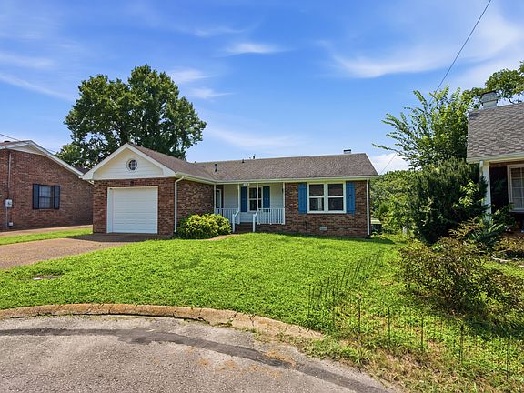 2nd image of 1128 Idlewild Ct