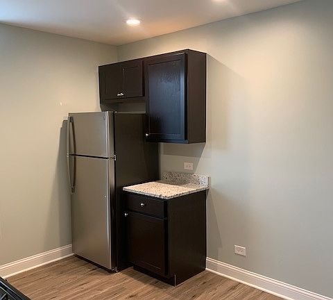 5th image of 4358 S Michigan Ave #3F