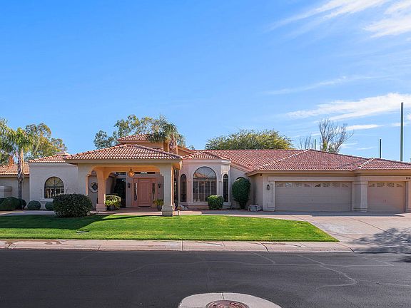 3rd image of 11945 N 83rd Pl
