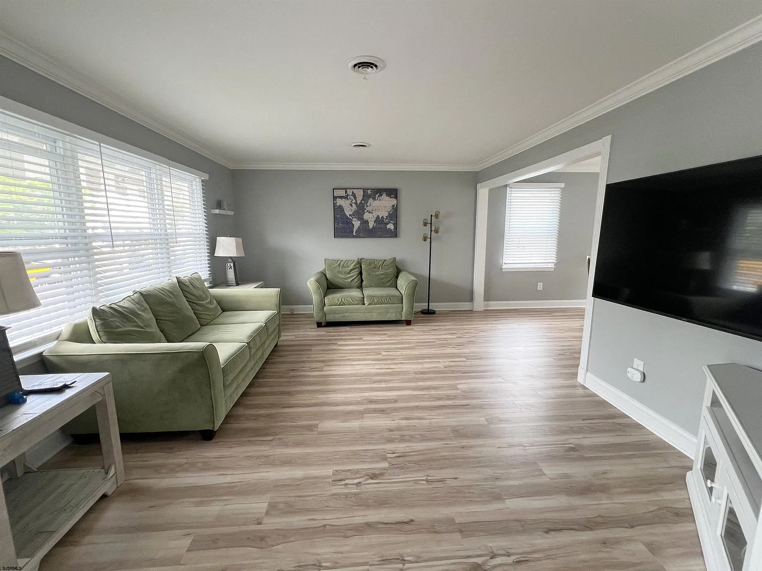 3 bed, 2.5 bath, $5,000 — Photo 4