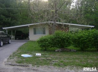 409 S Pearl, Bluffs, IL 62621