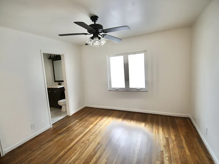 3191 E Broad St — Photo 38