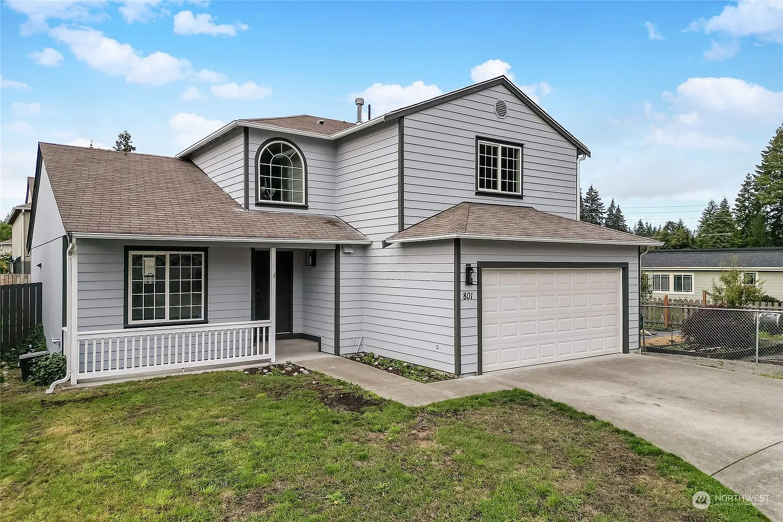 801 SE Mac Lane photo 1