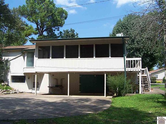 3rd image of 62 Minerva Dr