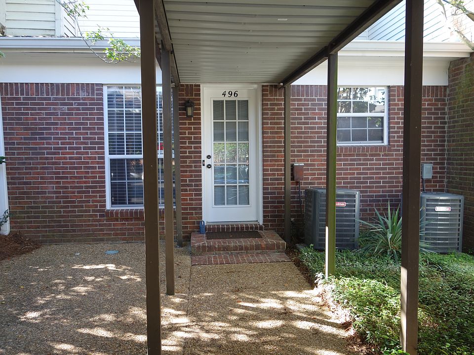 Patio/carport entrance