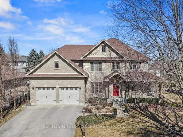 2610 Emerson St, Strathroy Caradoc, ON N0L 1W0