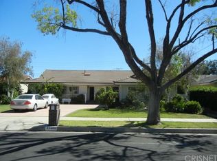 23460 Strathern St, Canoga Park, CA 91304