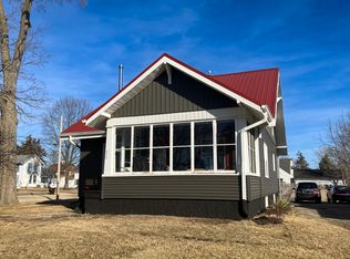 400 S Genesee St, Morrison, IL 61270