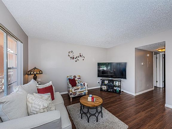 5th image of 2458 Columbia Dr APT 46