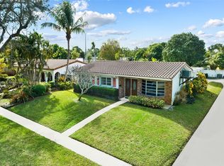 2030 N 55th Ave, Hollywood, FL 33021