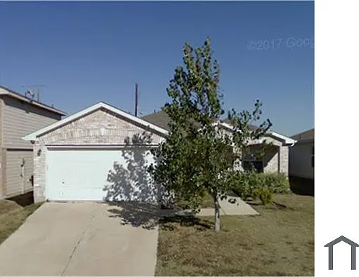 4 bed, 1595 sqft, $1,995 — Photo 1