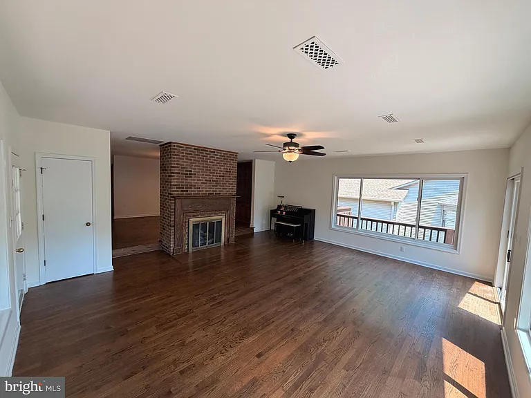 1214 Eastover Pkwy — Photo 11