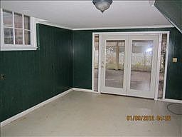 2nd image of 106 Oxford Dr