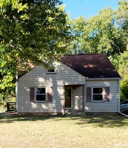 7021 W Southport Rd, Peoria, IL, 61615