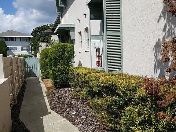 4th image of 220 E Morse Blvd #202