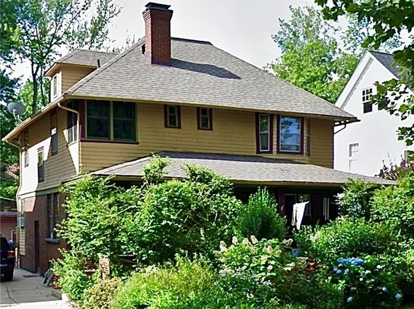 2810 Coleridge Rd, Cleveland Heights, OH 44118