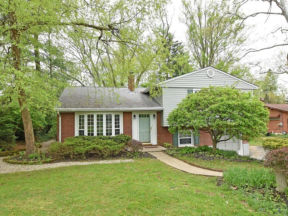 1st image of 9885 Lorelei Dr