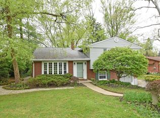 9885 Lorelei Dr, Cincinnati, OH 45231