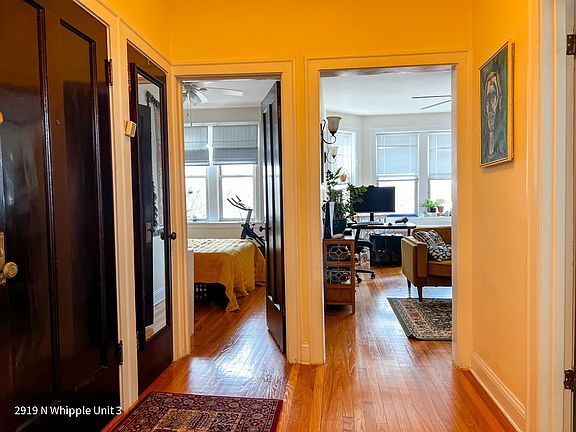 4th image of 2919 N Whipple St #2921-3W