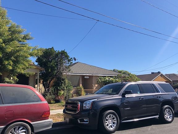 3rd image of 240 S Kern Ave