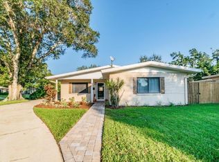 3299 56th Way N, Saint Petersburg, FL 33710
