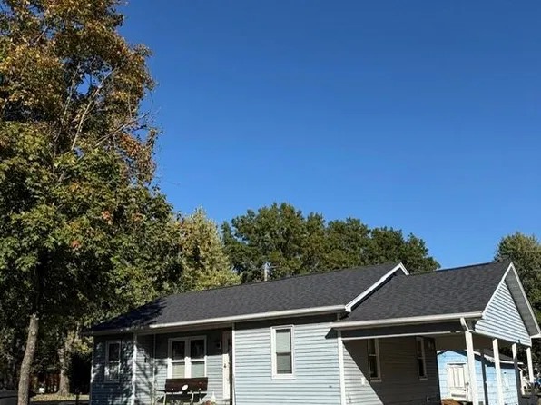 201 S Bland Ave, Belle, MO 65013