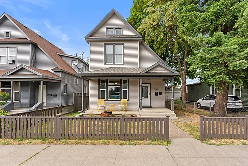 1922 W Boone Ave Photo 1